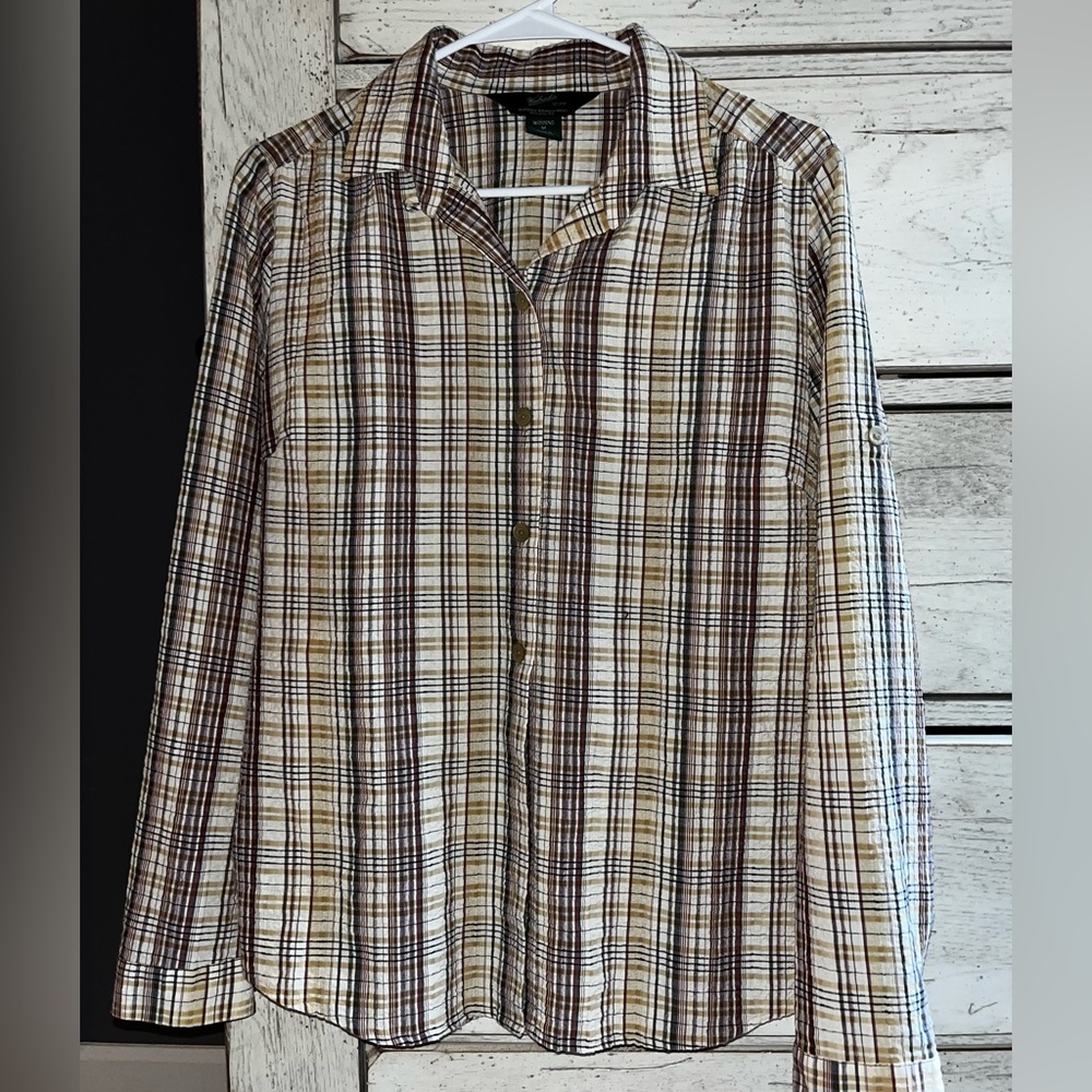 Women’s Woolrich Button Down Shirt M